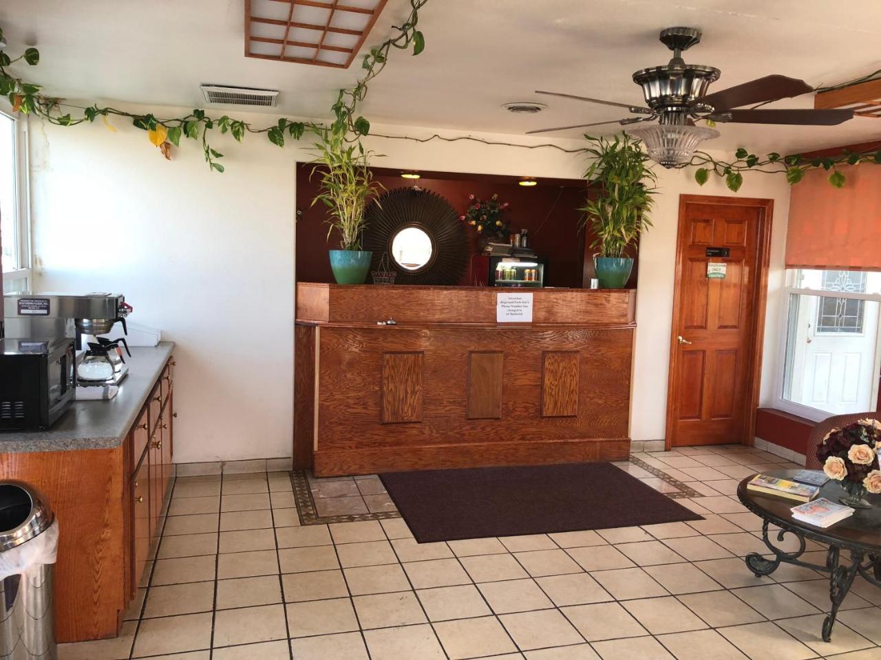 Dogwood Park Inn Springfield Eksteriør billede